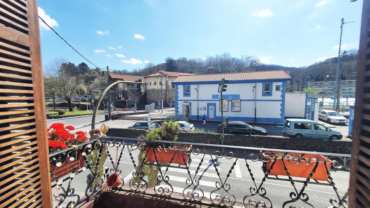 Tuul Etxea Apartman Galdakao Kültér fotó