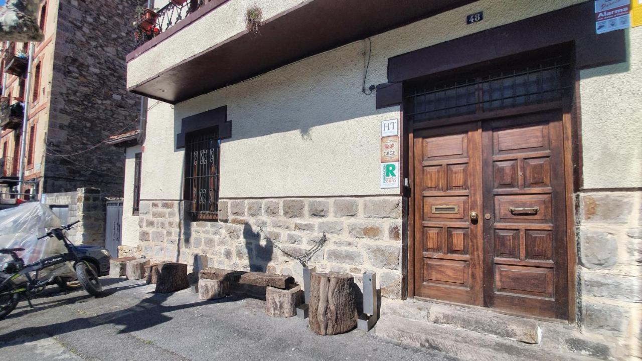 Tuul Etxea Apartman Galdakao Kültér fotó